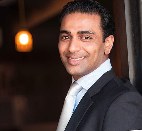 萨钦·乔伯 Sachin Joab照片