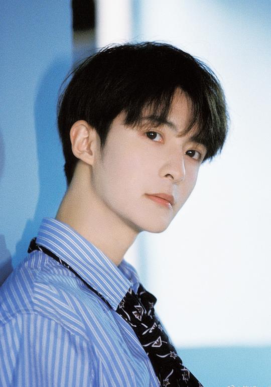 管栎 Yue Guan照片