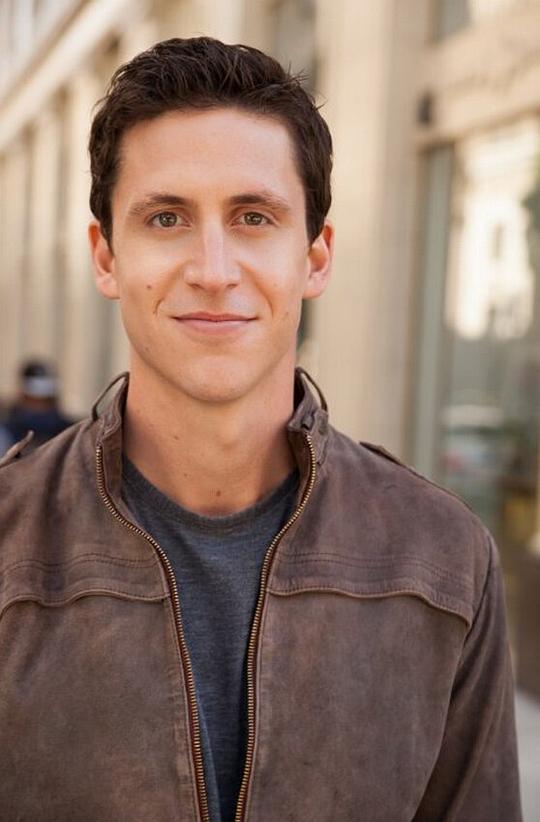 TJ·鲍尔 T.J. Power照片