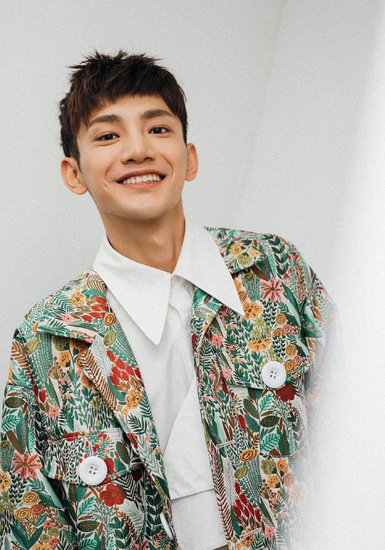 蒋龙 Long Jiang照片