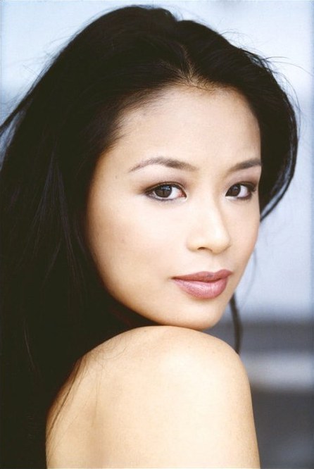 梅天悦 T.V. Carpio照片