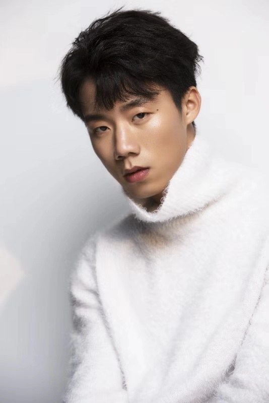 沐桐 Tong Mu照片