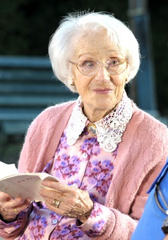 吉赛勒·卡扎德絮 Gisèle Casadesus照片