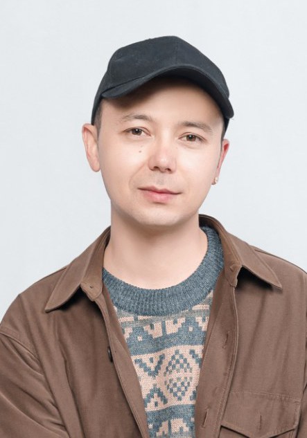 艾麦提·麦麦提 Emetjan Memet照片