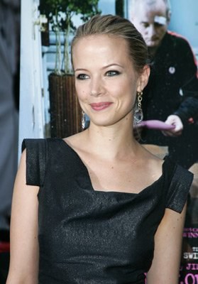 贝尔·詹姆斯 Pell James照片