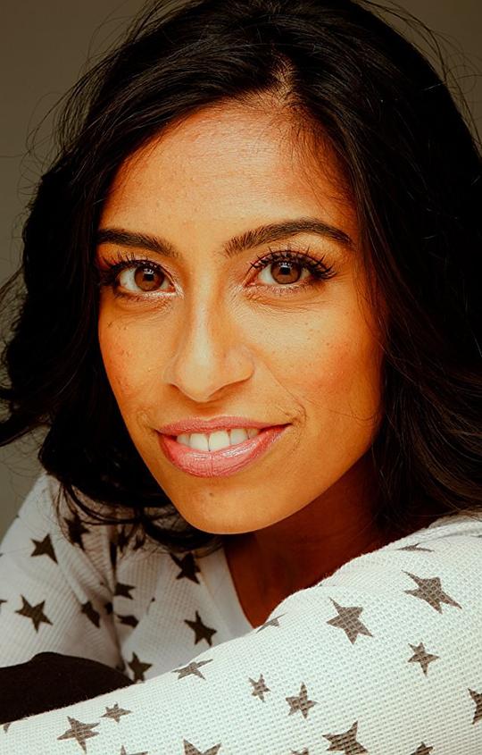 拉丝卡·马瑟 Rasika Mathur照片