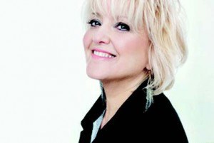 莉娜·布德罗 Lina Boudreau照片