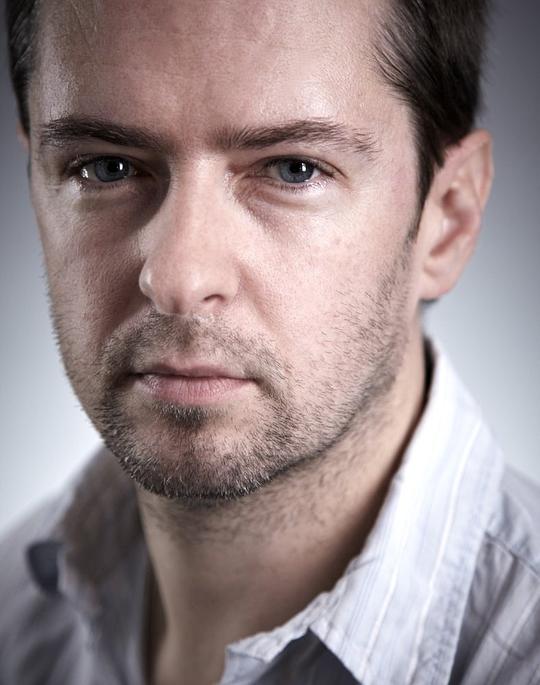 斯图尔特·哈泽尔丁 Stuart Hazeldine照片