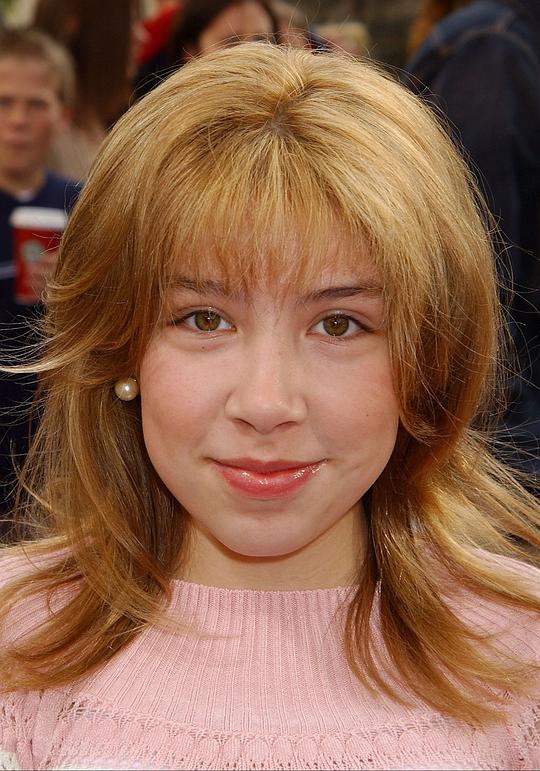 卡森·格雷 Carsen Gray照片