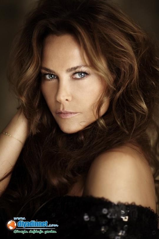 许利亚·阿芙沙 Hülya Avsar照片