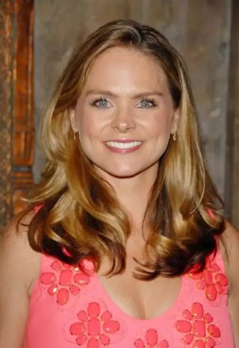 希瑟·哈西 Heather Hach照片