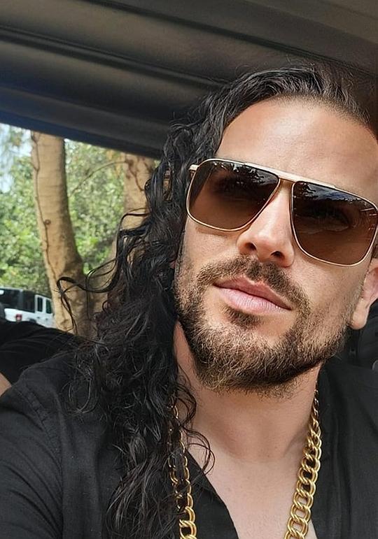 亨利·哈德伦德 Henry Jaderlund照片