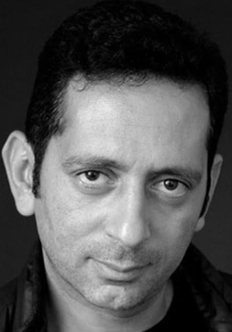 奥马尔·穆斯塔法 Omar Mostafa照片