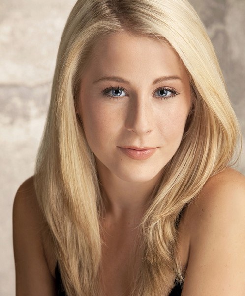 凯特琳·黑尔 Caitlin Hale照片