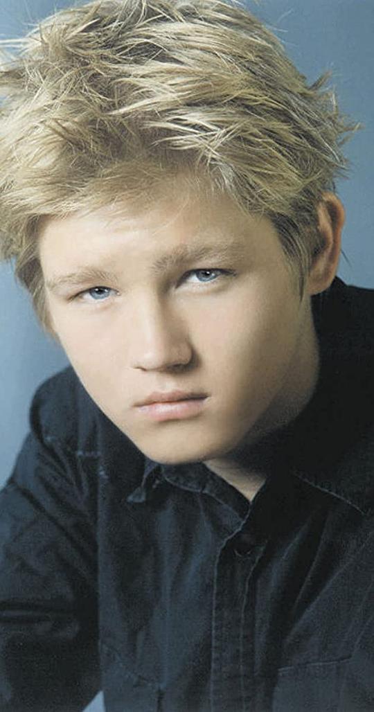 埃文·埃林森 Evan Ellingson照片