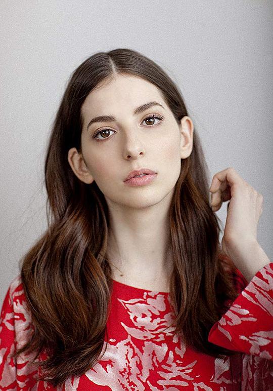 格内维夫·布彻纳 Genevieve Buechner照片