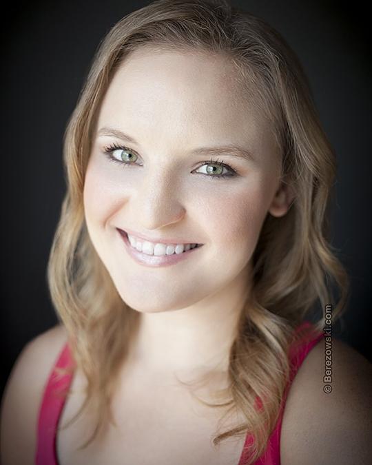 莱茜·雷 Lacey Rae照片