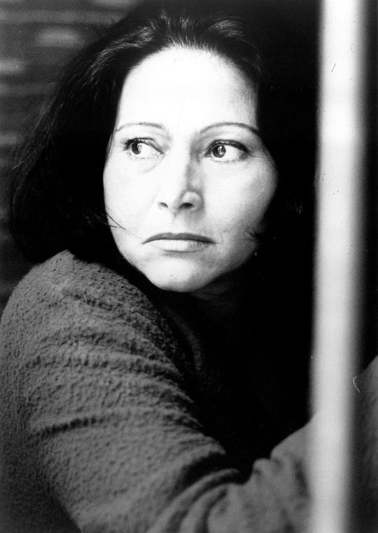 米莉察·斯托扬诺娃 Milica Stojanova照片