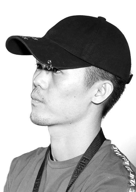 方亮 Liang Fang照片