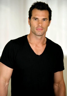 尼克·科科塔基斯 Nick Kokotakis照片