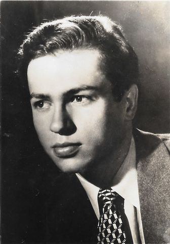 斯特凡·吉拉什 Stefan Gierasch照片