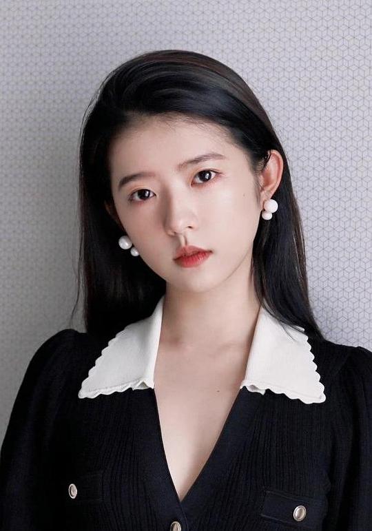 何蓝逗 Lan He照片