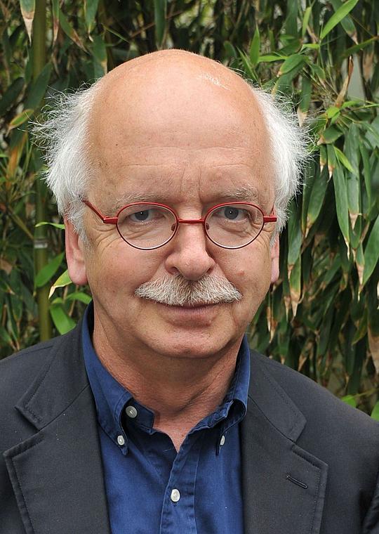 埃利克·奥森纳 Erik Orsenna照片