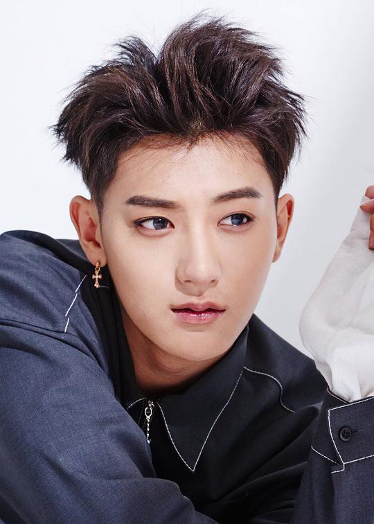 黄子韬 Zitao Huang照片