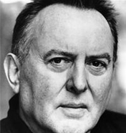 迈克尔·阿特威尔 Michael Attwell照片