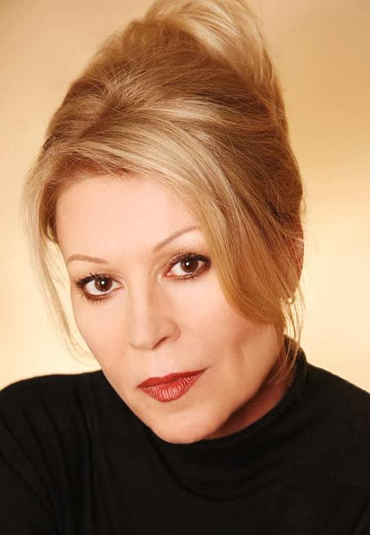 莱斯利·伊斯特布鲁克 Leslie Easterbrook照片