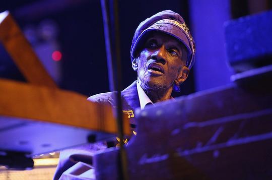 伯尔尼·沃雷尔 Bernie Worrell照片