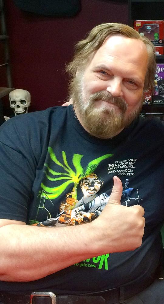 约翰·卡尔·伯奇勒 John Carl Buechler照片