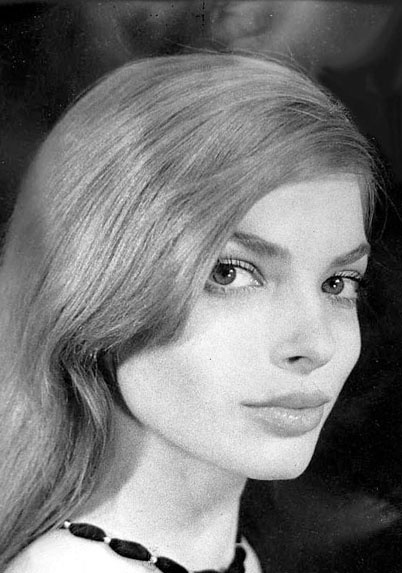 佐伊·隆德 Zoë Lund照片