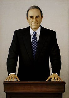 George Mitchell照片