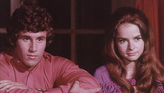 休·伯纳德 Sue Bernard照片