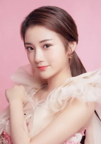 马倩倩 Qianqian Ma照片