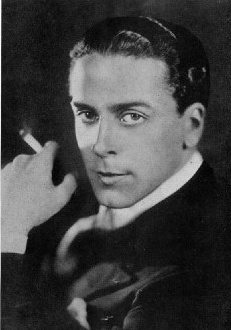 杰克·布查楠 Jack Buchanan照片