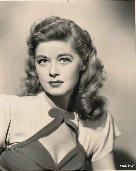 海伦·沃克 Helen Walker照片