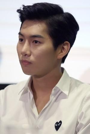 李再俊 Jae-joon Lee照片