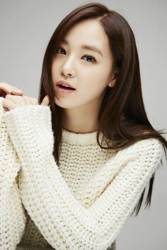 李周妍 Jooyeon Lee照片