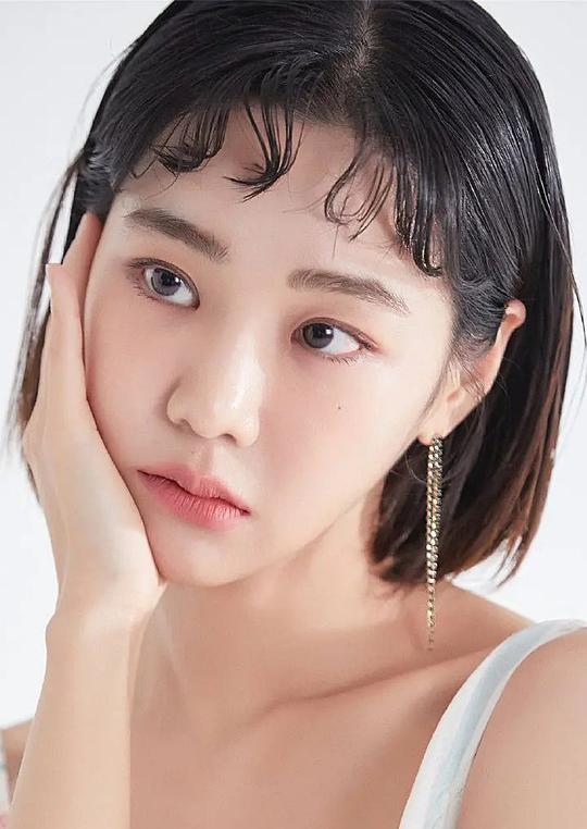 韩智恩 Ji-eun Han照片