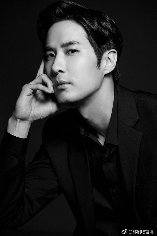 金知硕 Ji-seok Kim照片