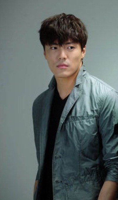 李载允 Jae-yoon Lee照片