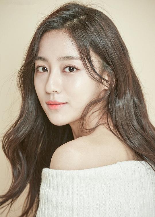 姜旻儿 Minah Kang照片