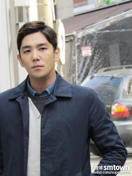 强仁 Kang In照片