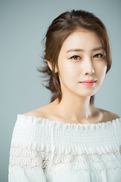 刘贞莱 Jung-rae Yoo照片