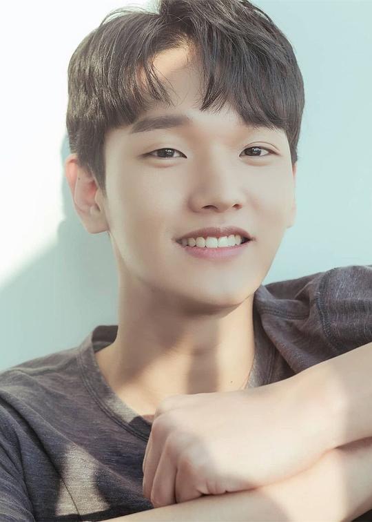 申宰辉 Jae-whi Shin照片