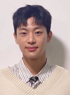 李信永 Sin-yeong Lee照片