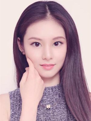 王芊雯 Qianwen Wang照片