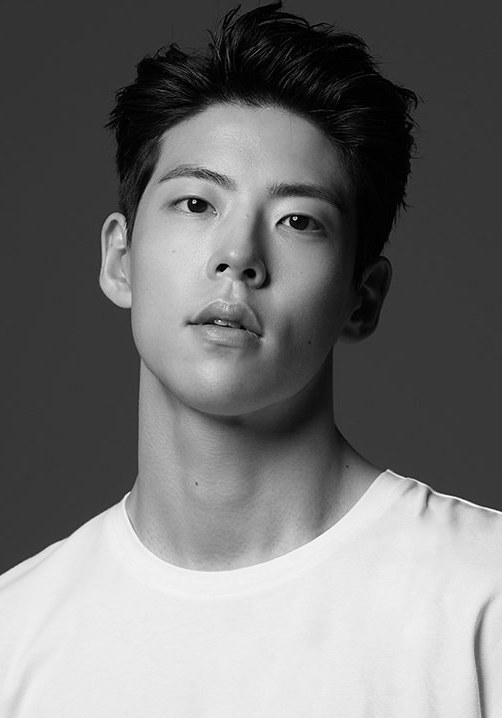 崔佑成 Woo-sung Choi照片